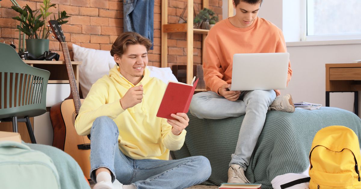 Guide til innboforsikring for studenter i kollektiv: Slik sikrer du verdiene dine