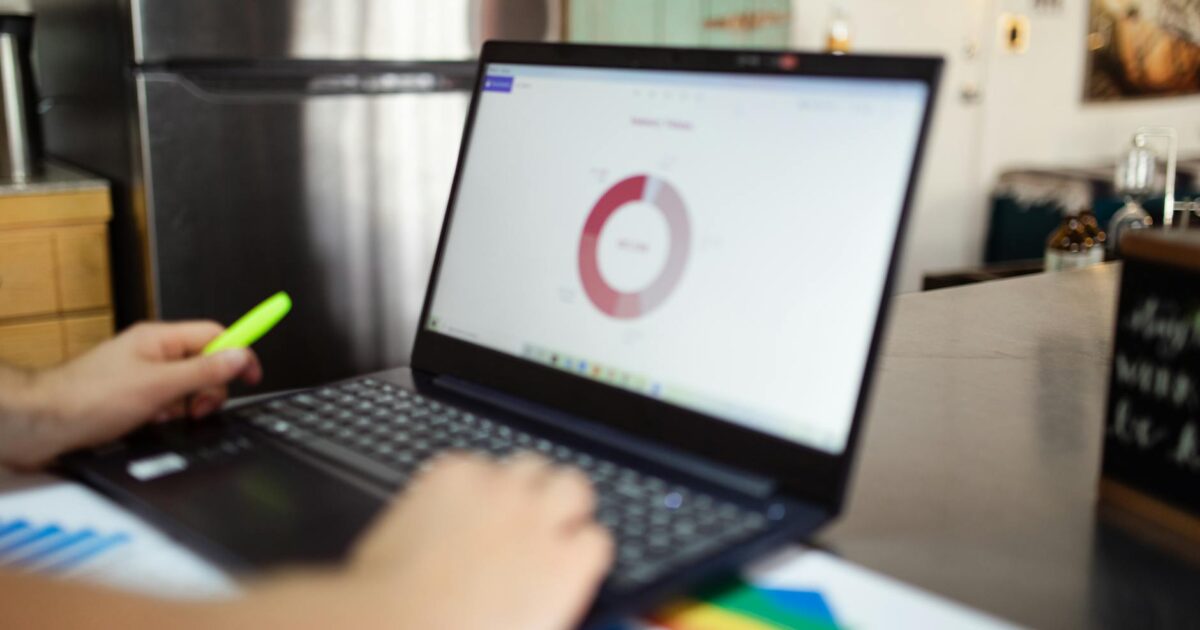 Matkasse eller butikk: Slik sparer du mest penger